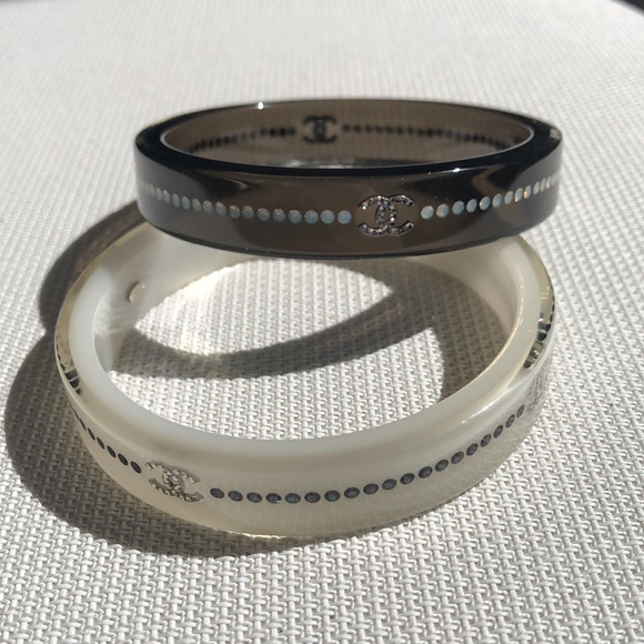 🍒2 CHANEL 1000% AUTHENTIC bangle bracelets. - Picture 9 of 12